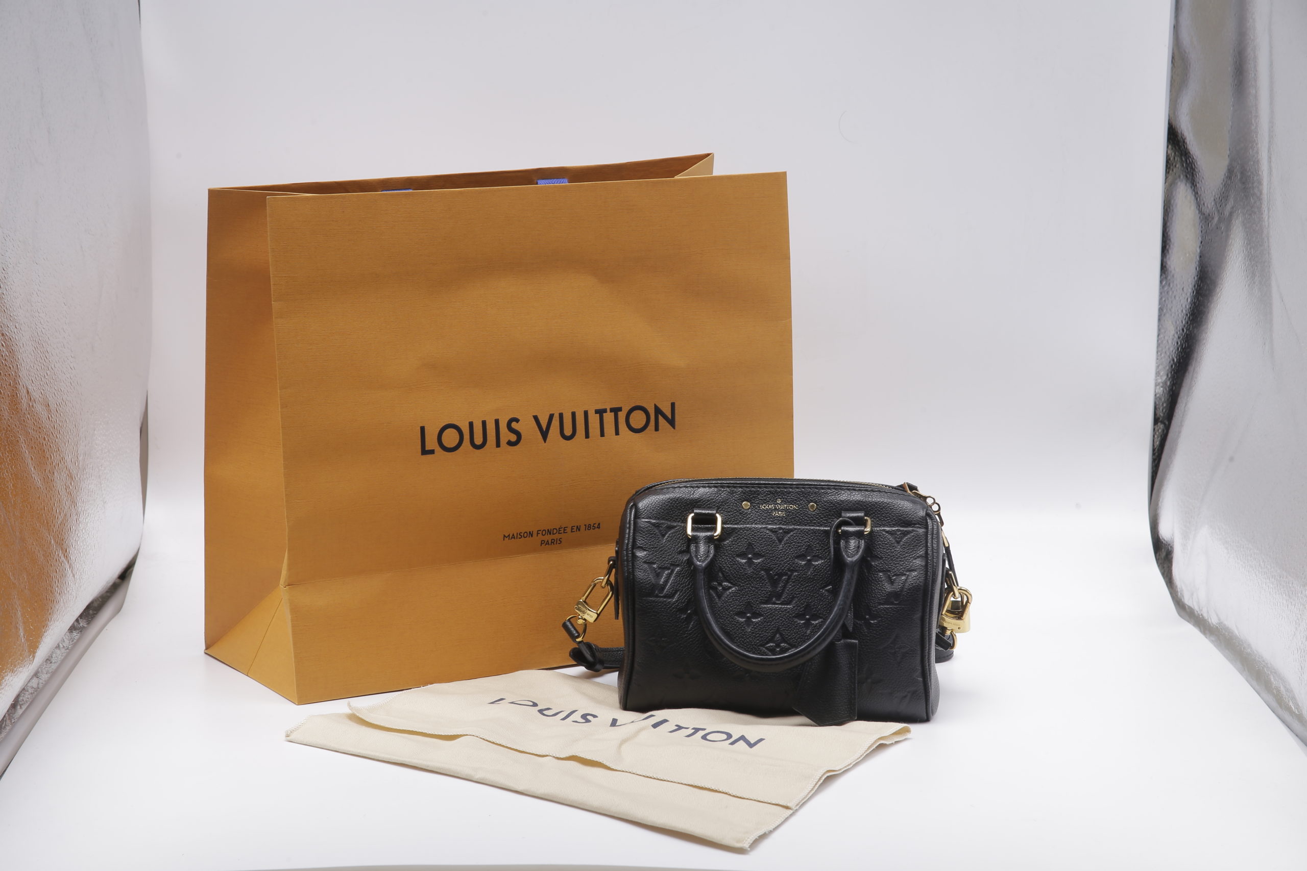 Louis Vuitton Speedy 20 Bandouliere Bag Embossed Empreinte Black - Selectionne PH