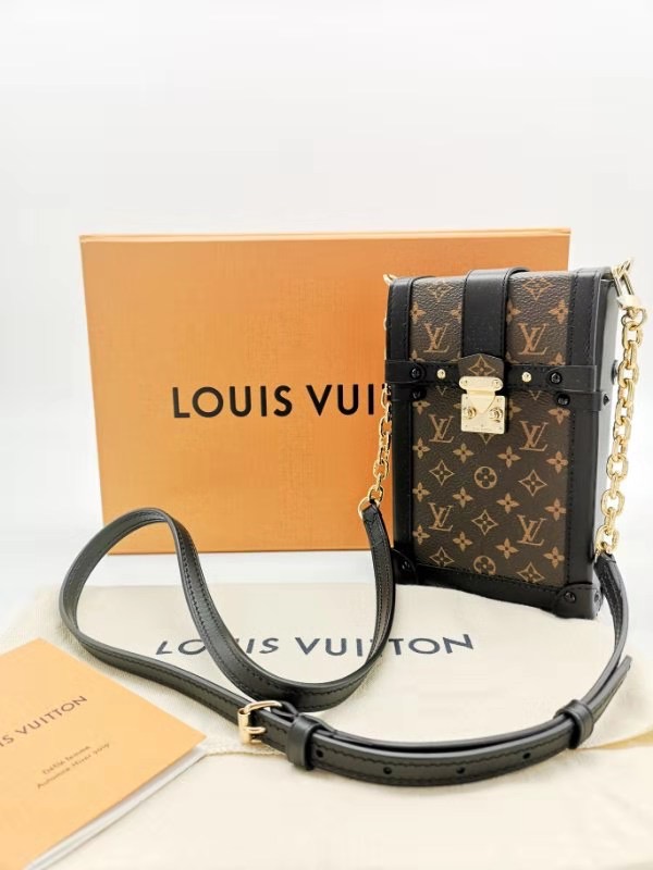 Louis Vuitton Pochette Verticale Bag - Selectionne PH