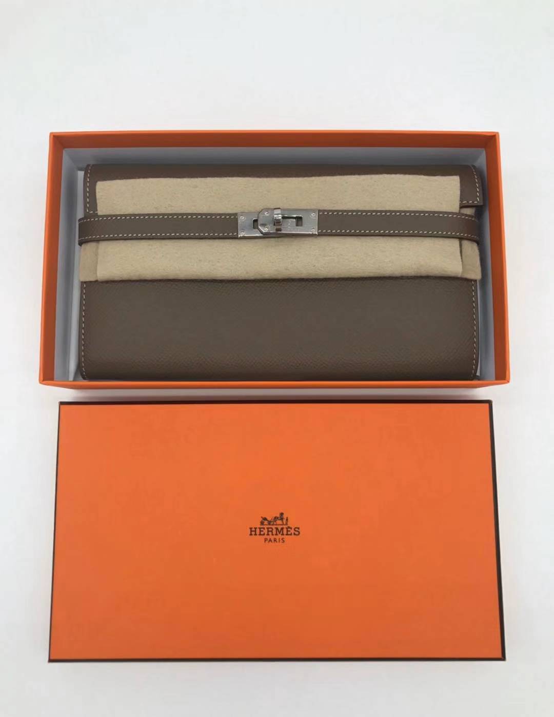 Hermes Kelly Long Wallet with Farandole Chain 120 (Stamp C ...